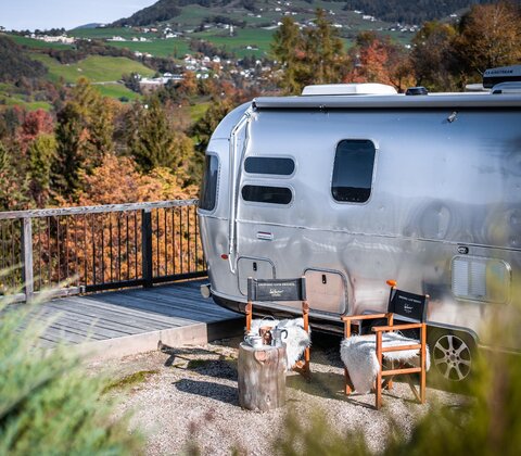 Sitzplatz vor Camper