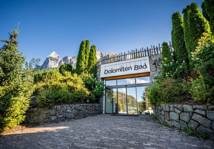 Eingangsbereich Dolomitenbad