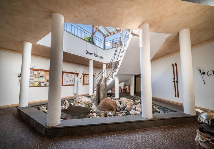 Eingangsbereich Dolomitenbad