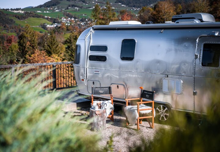 Sitzplatz vor Camper